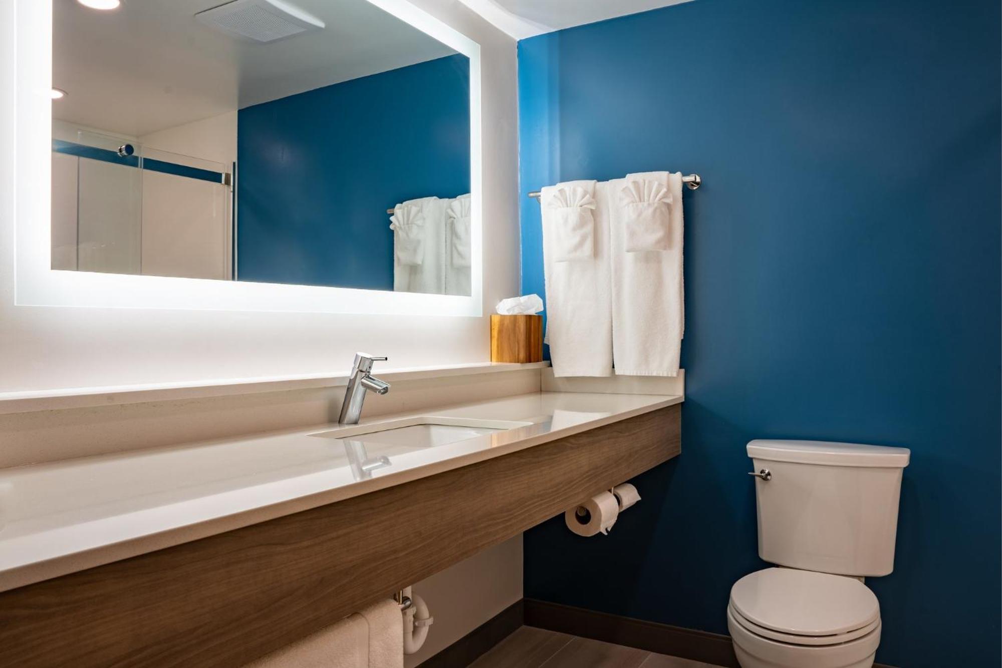Holiday Inn Express & Suites Carneys Point - Pennsville By Ihg Extérieur photo