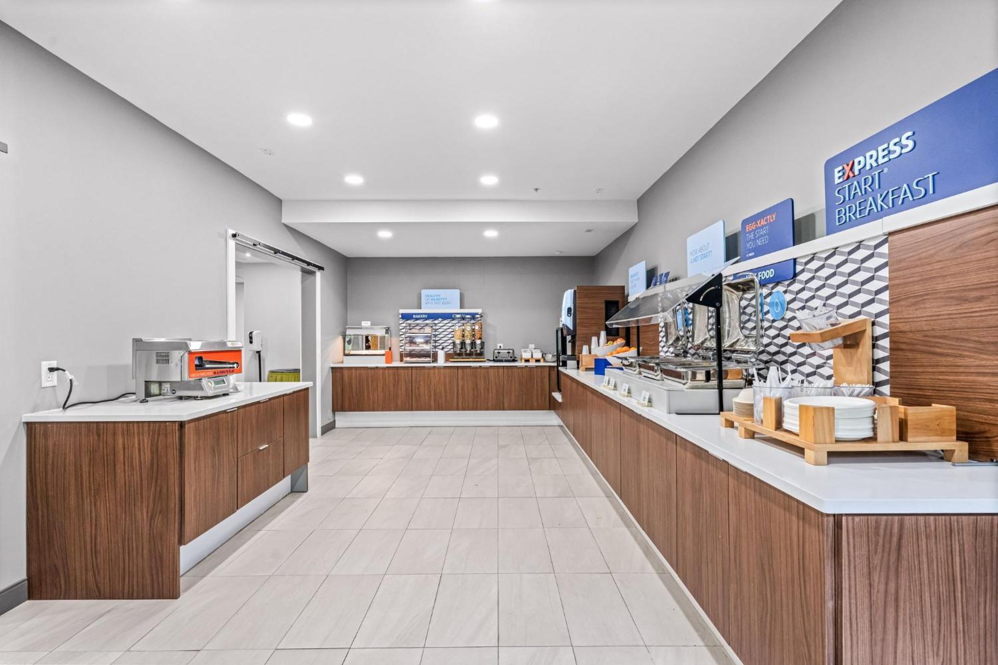 Holiday Inn Express & Suites Carneys Point - Pennsville By Ihg Extérieur photo