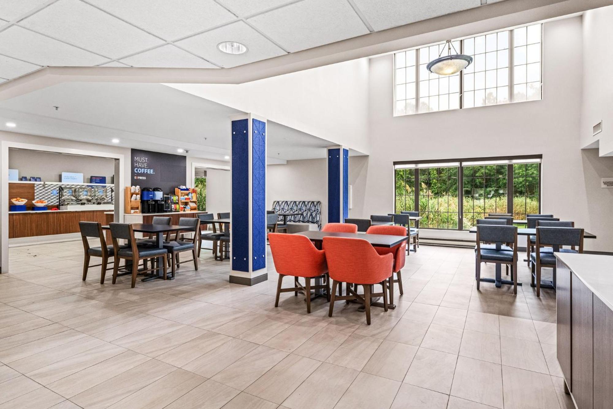 Holiday Inn Express & Suites Carneys Point - Pennsville By Ihg Extérieur photo