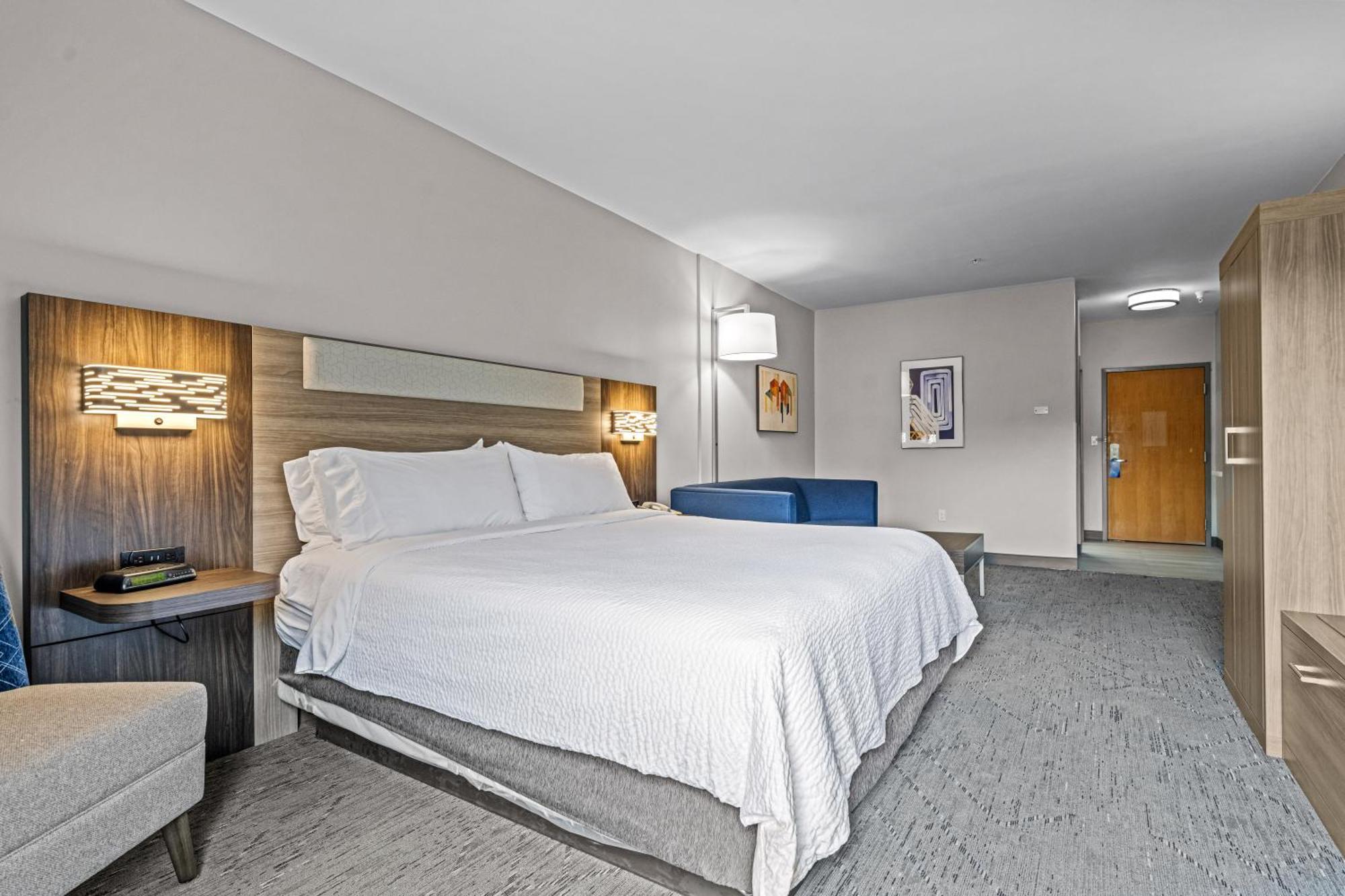 Holiday Inn Express & Suites Carneys Point - Pennsville By Ihg Extérieur photo