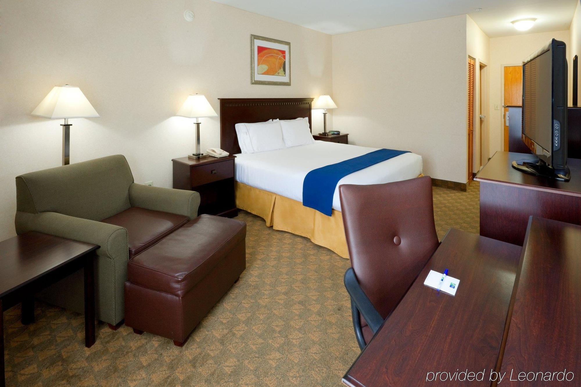 Holiday Inn Express & Suites Carneys Point - Pennsville By Ihg Chambre photo