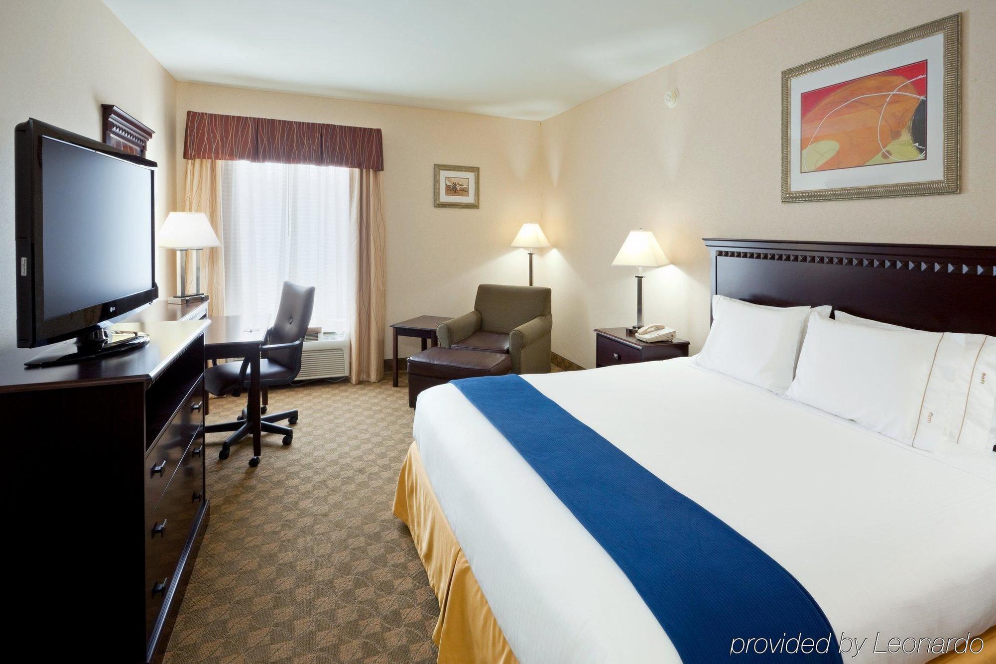 Holiday Inn Express & Suites Carneys Point - Pennsville By Ihg Chambre photo